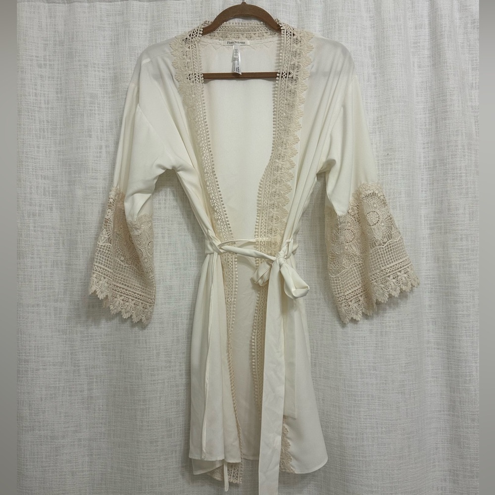 Elegant White with Cream Lace Robe | Bridal Robe | Wedding | Floral Nikrooz